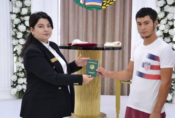 21 yoshli yigit hujjatli bo‘ldi
