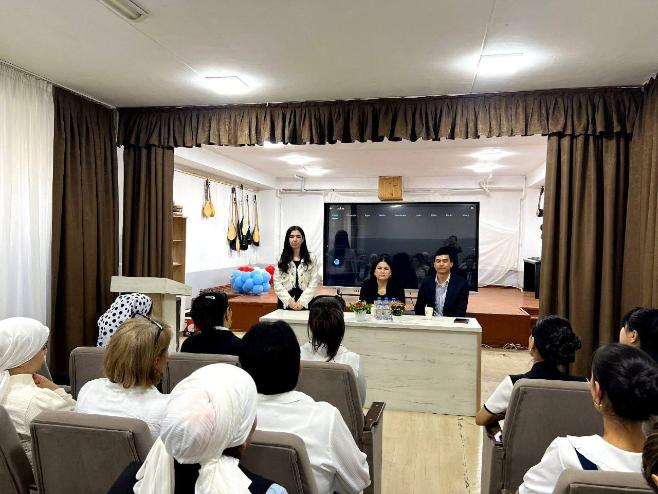 “O‘qituvchilarga ehtirom” huquqiy aksiyasi doirasida tadbir o‘tkazildi