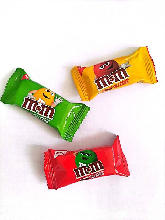 "Bounty", "Milka" hamda "m&m's" tovar belgilarining kontrafakt nusxalari sotilayotganligi aniqlandi