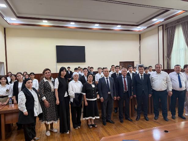 “HUQUQIY BILIMLAR OYLIGI”DA YOSHLARNING HUQUQIY SAVODXONLIGI OSHIRILDI